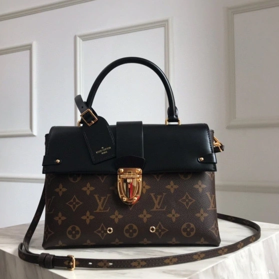 HANDLE ONE Louis Vuitton 0407